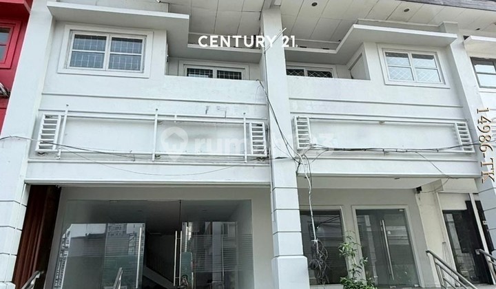 Disewakan Ruko Strategis 3 Lantai Depan Bintaro Plaza  Sektor 3