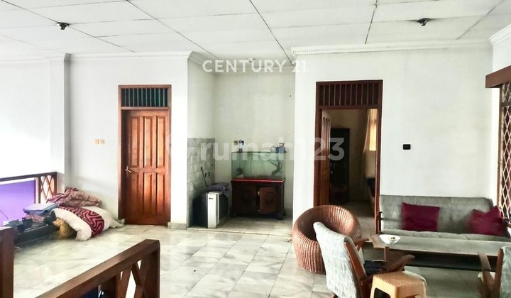 Dijual Rumah dan Tempat Usaha di Lokasi Sangat Strategis 2