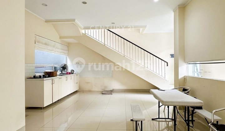 Hot Sale Ready-to-Occupy House Discovery Bintaro Jaya