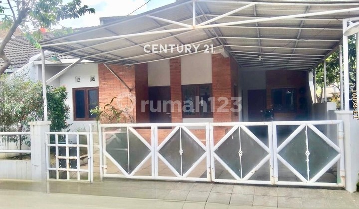 Dijual Rumah Hook Siap Huni di Cluster yang Sangat Strategis Dijual Rumah Hook Siap Huni di Cluster yang Sangat Strategis