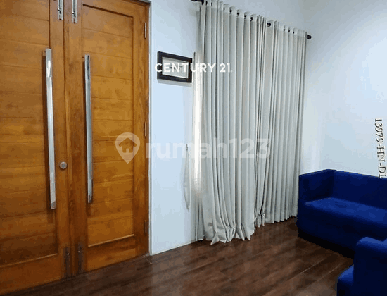 Rumah Semi Furnished Siap Huni di Kebayoran Bintaro 2
