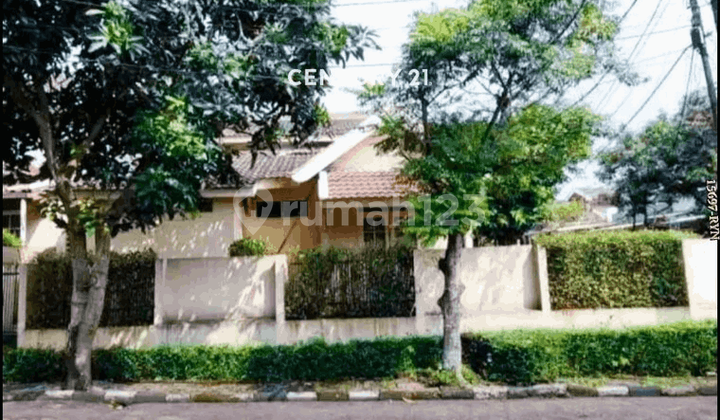Dijual Rumah Posisi Hook Lokasi Strategis di Bintaro Sektor 3 2