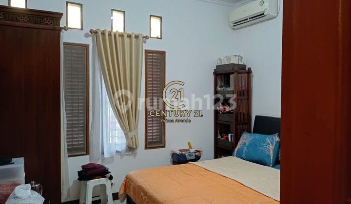 For Sale, Ready-to-Occupy House in Larangan Indah Ciledug Complex 2