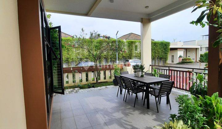 Rumah Mewah Hook 2 Lantai Dekat Palm Spring 5