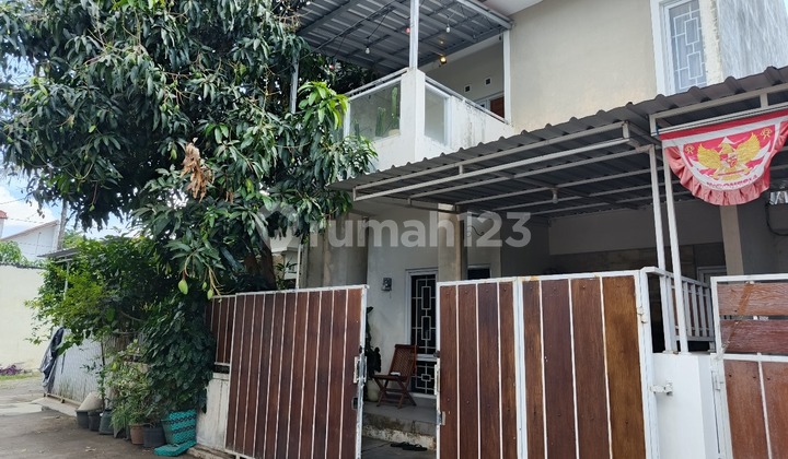 Cheap Sale 2-Story House on Jl. Palagan Near Rejondani Market Sleman