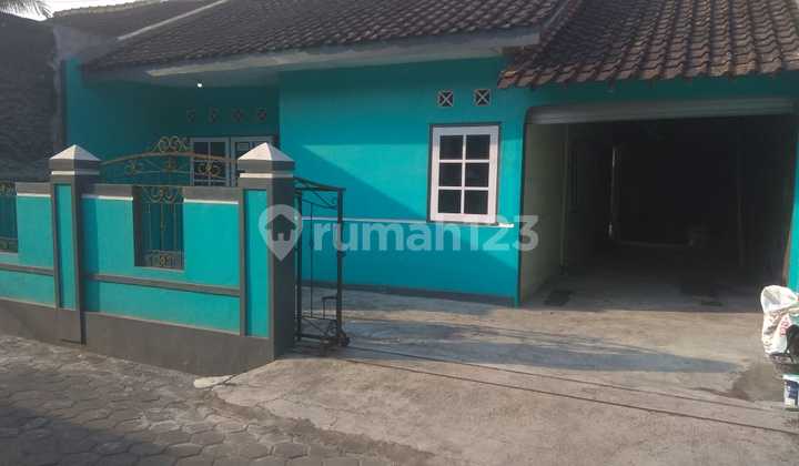 Rumah Dalam Perum di Srimbitan Bangunjiwo Kasihan Bantul Rumah Dalam Perum di Srimbitan Bangunjiwo Kasihan Bantul