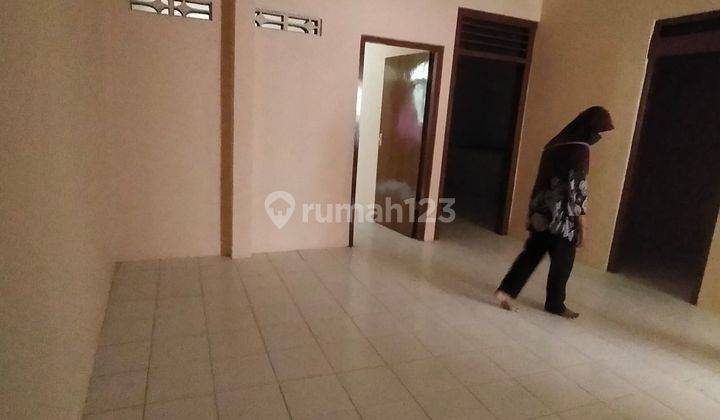 Disewakan rumah di Kelud sampangan 4