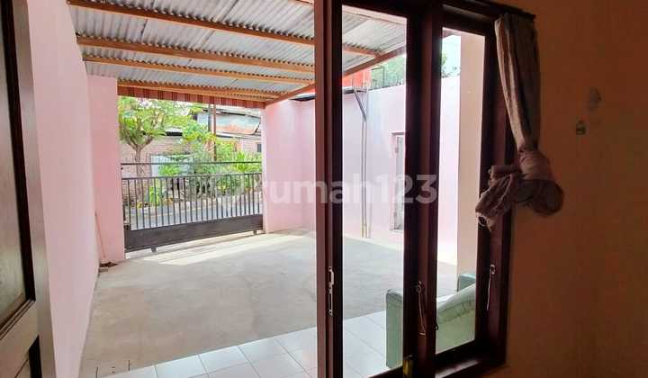 Disewakan rumah di Kelud sampangan 1