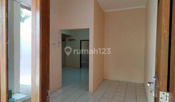 Disewakan rumah di Kelud sampangan 13