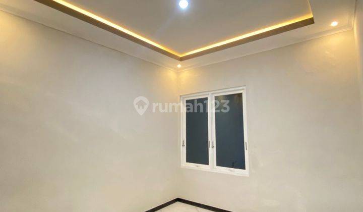 Dijual rumah habis renov di Plamongan Indah blok D 19 7