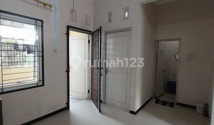 Disewakan rumah di Perum korpri Sambiroto 2