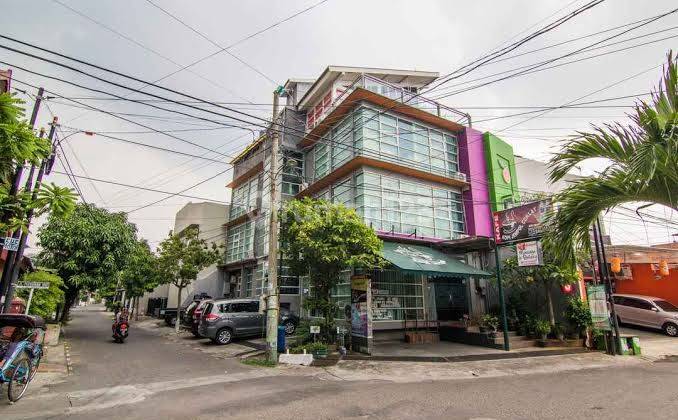 Dijual Hotel dan Guest house di Jl. Singasari Semarang 1