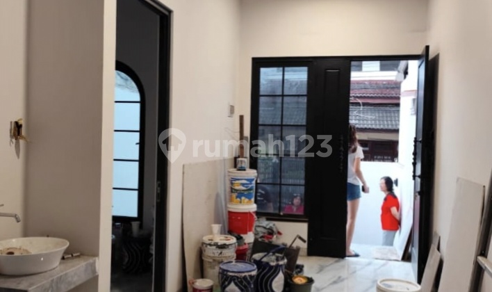 Jual Rumah Sdh Renovasi Total di Tanah Mas 2