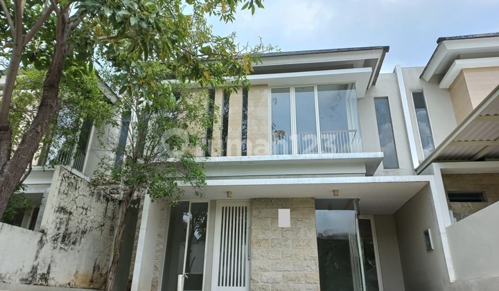 Rumah Taman Puspa Raya Citraland Surabaya Barat Dekat Pakuwon 