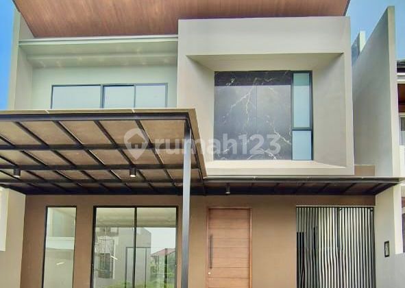 Modern Stunning House in Citraland Crystal Golf, West Surabaya 2