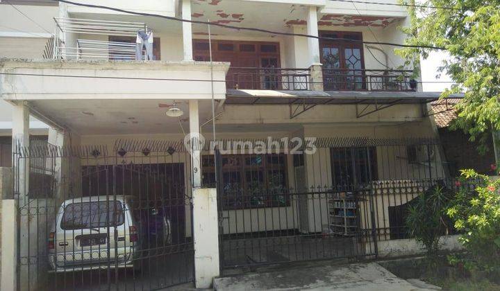 Rumah Jl. Tenggilis Timur Bangunan 2 Lantai Adem Hadap Selatan 1