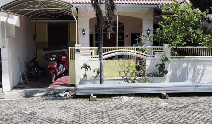 Rumah Manyar Jaya Praja Hadap Selatan Adem Row Lebar  1