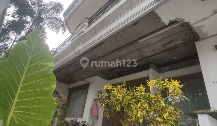 Rumah Hitung Tanah Graha Famili Blok G Langka Jarang Ada 2