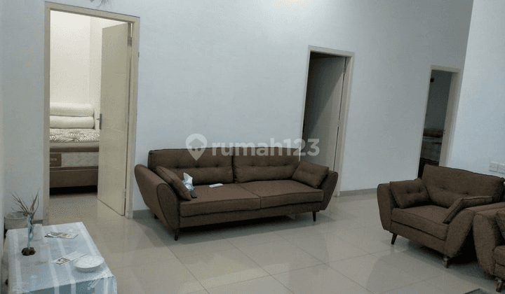 Rumah Petemon 2 Lantai Furnish Ciamik Hunian Turun Harga Murah  2