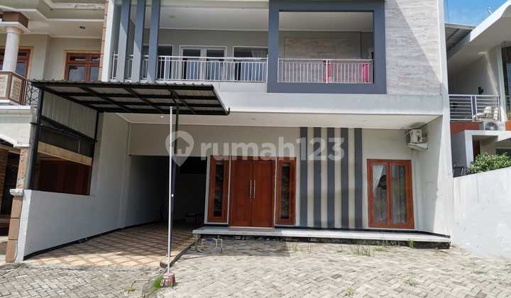 Furnish Bagus 2 Lantai Rumah Citraland Villa Taman Telaga
