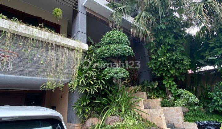 Lokasi Strategis Ada Swimming Pool Rumah Darmo Permai Selatan 1