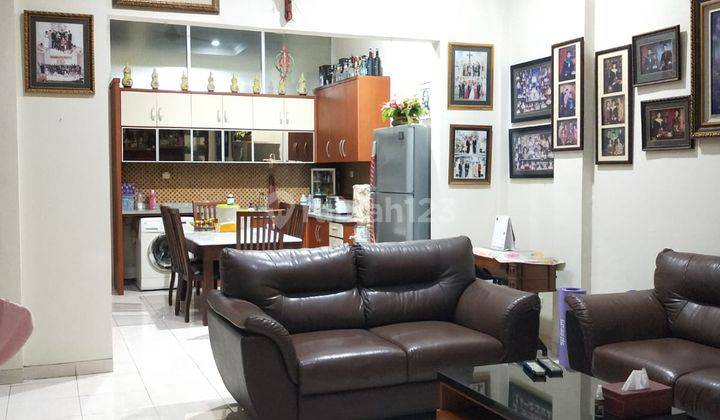 Full Furnish Rumah Darmo Permai Utara Bisa Nego 2