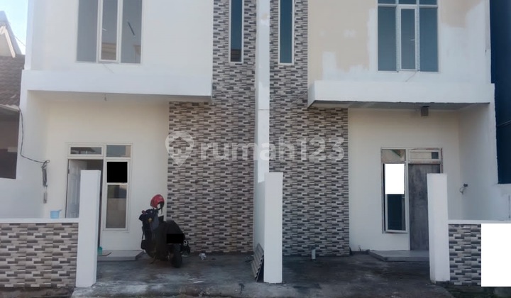 Gunung Anyar Emas Selatan House, Surabaya, 4 Units Available 2