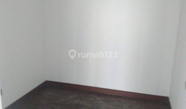 3 BR Kondisi Kosongan Apartemen 88 Avenue 2