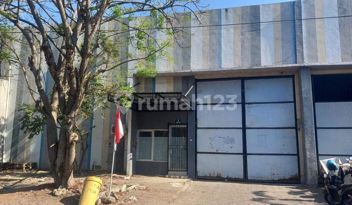 Move-In Ready in the Safe N Lock Warehousing Complex, Jalan Lingkar Timur Move-In Ready in the Safe N Lock Warehousing Complex, Jalan Lingkar Timur