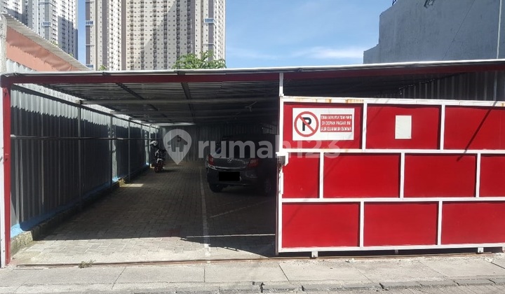 Parkiran Mobil di Jl. Kalijudan Taruna sudah Paving full, Atap Full