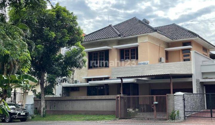 Minimalis Kondisi Terawat Rumah Graha Famili, Surabaya  1