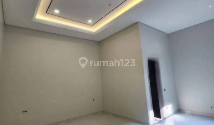 Rumah Pakuwon Indah Minimalis Ciamik Harga Nego Aja 9