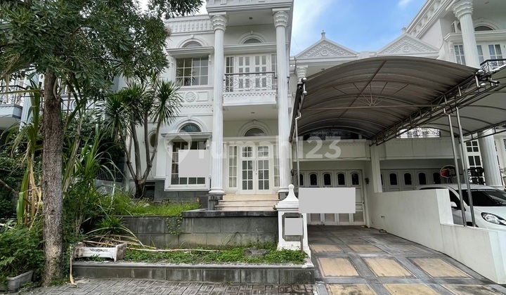 Bagus Terawat Rumah Citraland Raffles Garden, Surabaya 1