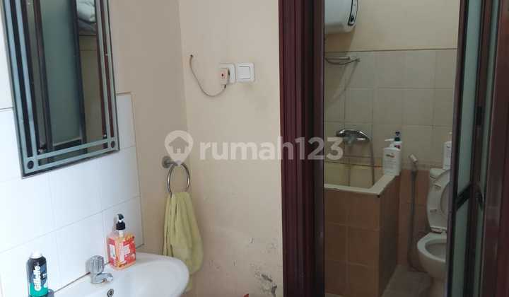 Adem House South Emerald Mansion Citraland Surabaya 2