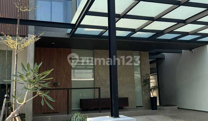 Minimalis Rumah di Royal Park 1 Citraland, 5 menit ke Gwalk Minimalis Rumah di Royal Park 1 Citraland, 5 menit ke Gwalk