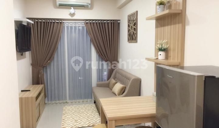 Tanglin Apartment, 2 BR type, 15th floor, fully furnished, 3 AC units included.