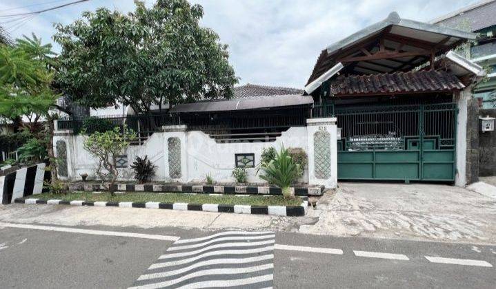 Rumah Asri sejuk di cempaka putih jakarta pusat  1