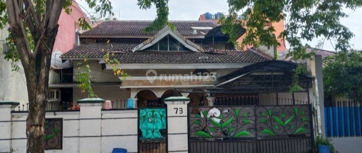 Rumah layak huni Asri nyaman di pusat bisnis Jakarta pusat  1