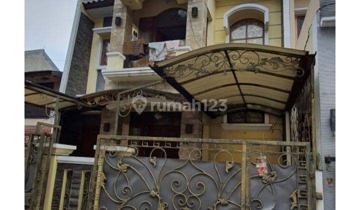 RUMAH SIAP Huni terawat di di Komplek walikota kelapa Gading Jakarta Utara  1