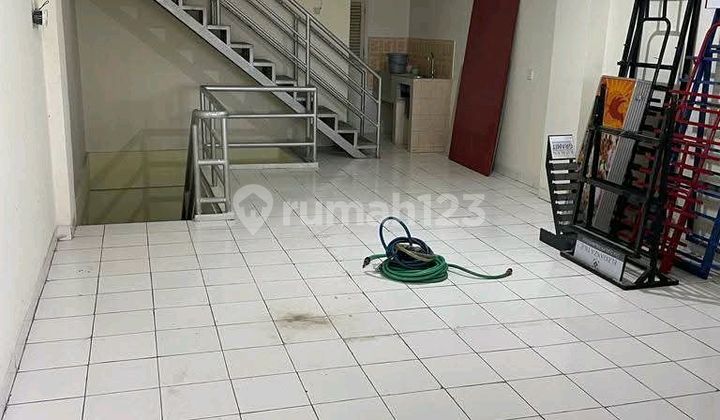 Ready-to-Use Shophouse in Central Jakarta Business District 2