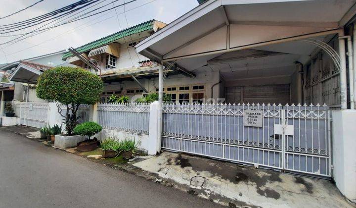 Rumah Standart  Di Tengah Kota Jakarta Timur  1