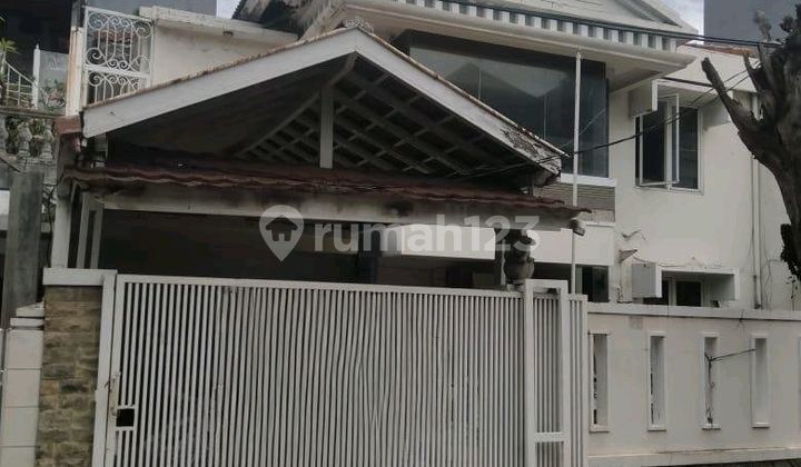 Rumah Tua Siap Renop Ditemgah Kota Kelapa Gading Jakarta Utara 