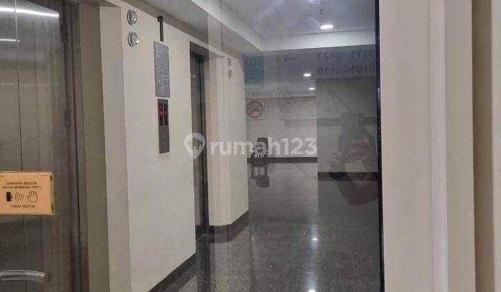 Apartemen Siap huni di pusat bisnis Sumarecon Bekasi Jawa Barat  2