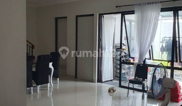 Rumah Asri Nyaman Siap Hnuuniuniuni Di Grand Wisata Wnkaisbekasi 2