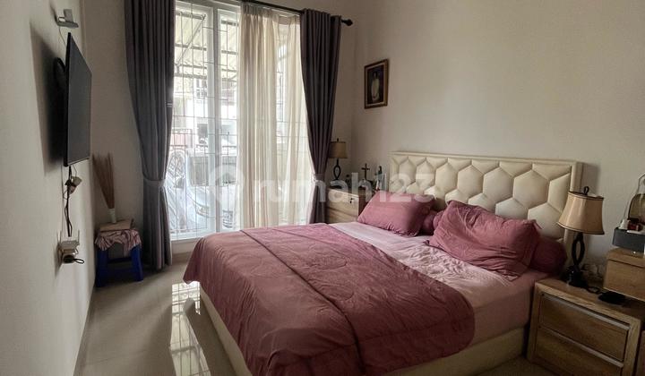 Rumah di Gading Pandawa Semi Furnished Jakarta Utara 1