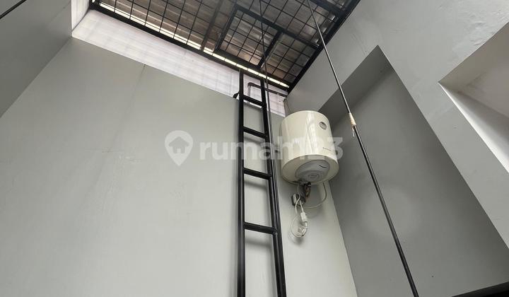 Rumah di Gading Pandawa Semi Furnished Jakarta Utara 2