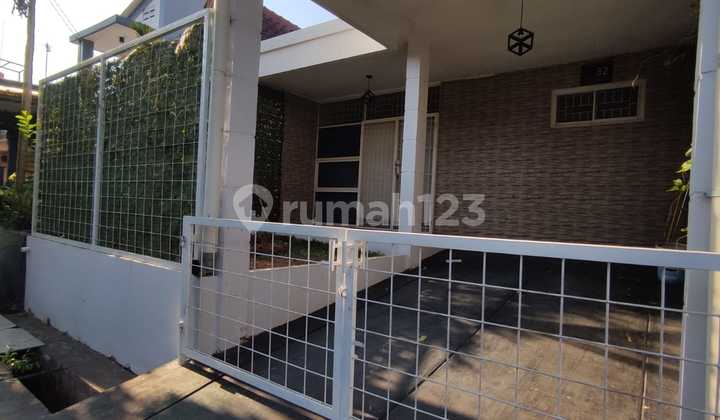For Sale Beverly Lippo Cikarang House Cheap 2