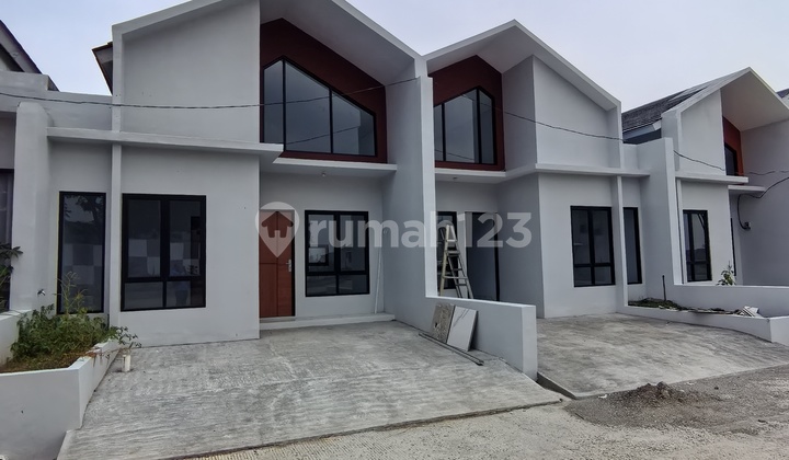 Minimalist House in Tambun, Bekasi