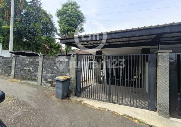 For Rent House in Lucky Garden Housing, Batu Ampar