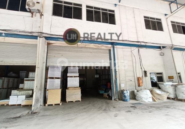 Disewakan Gudang di Pelita Lubuk Baja Disewakan Gudang di Pelita Lubuk Baja